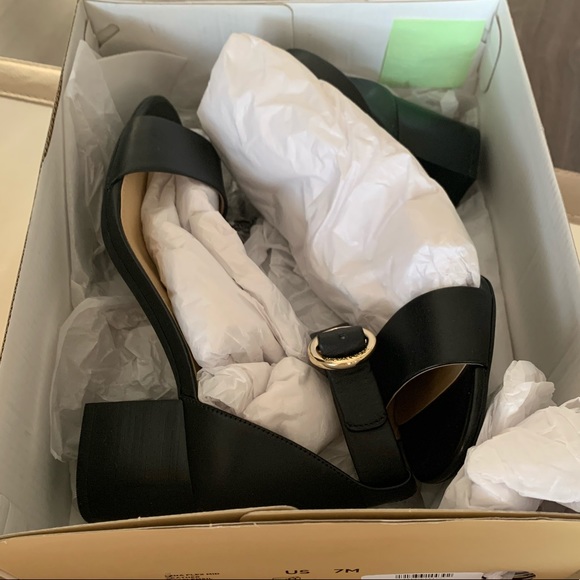 Michael Kors Sandals - Picture 7 of 9